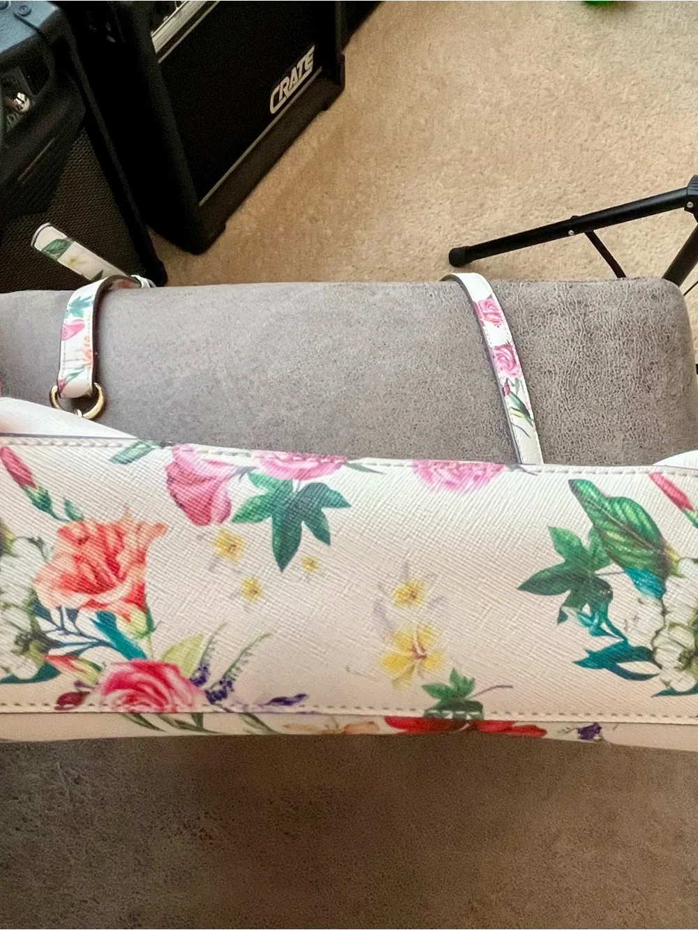 **SOLD** on another platform. 
NWOT Steve Madden White Floral Crossbody - Picture 14 of 16